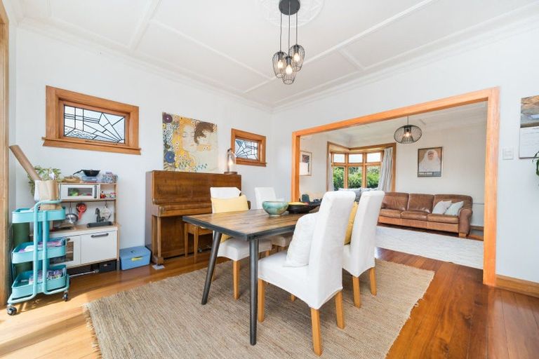 Photo of property in 105b Pahiatua Street, Hokowhitu, Palmerston North, 4410