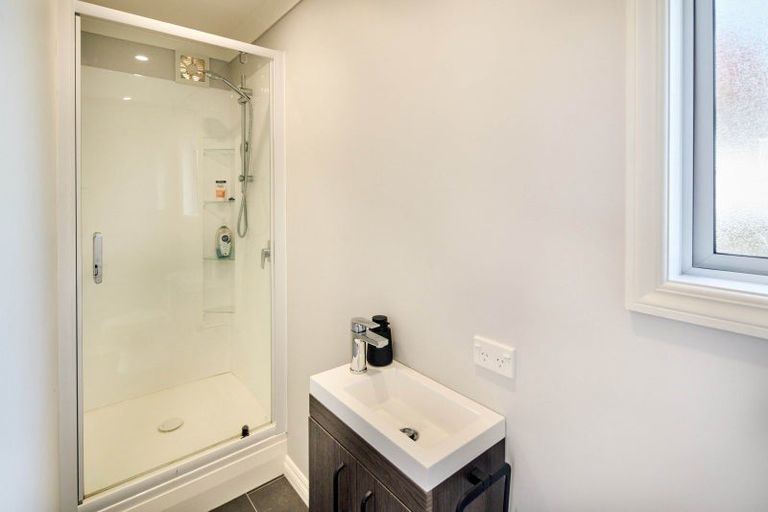 Photo of property in 3 Montgomery Crescent, Clouston Park, Upper Hutt, 5018