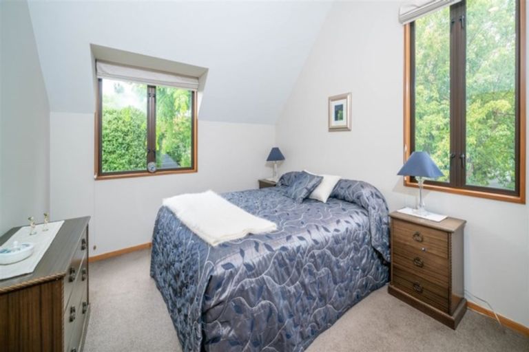 Photo of property in 12 Tripp Place, Ilam, Christchurch, 8041