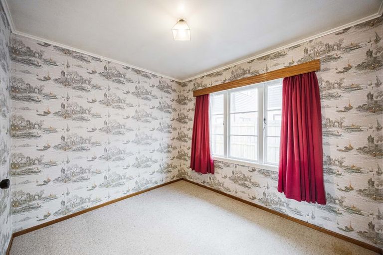 Photo of property in 116 Kervil Avenue, Te Atatu Peninsula, Auckland, 0610