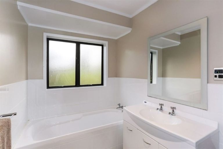 Photo of property in 102 Miller Road, Onewhero, Tuakau, 2697