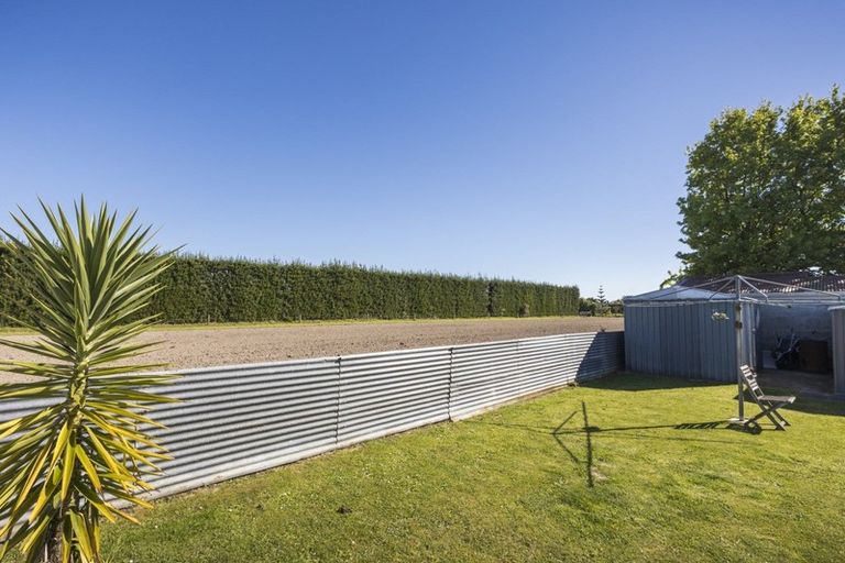 Photo of property in 33 Benmore Avenue, Cloverlea, Palmerston North, 4412