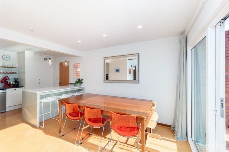 Photo of property in 39 Clutha Avenue, Khandallah, Wellington, 6035