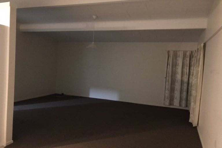 Photo of property in 12 Appleby Place, Mangere East, Auckland, 2024