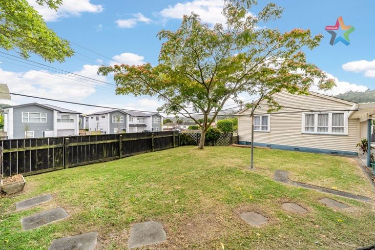 Photo of property in 1 Delaney Drive, Stokes Valley, Lower Hutt, 5019