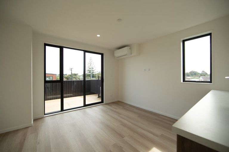 Photo of property in 15/12 Humphreys Place, Mangere, Auckland, 2022