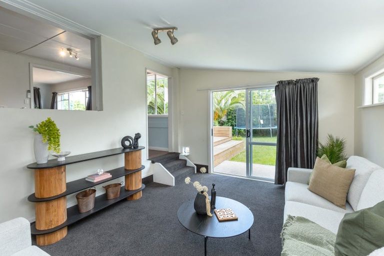 Photo of property in 118 Brandon Street, Featherston, 5710