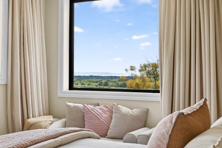 Photo of property in 42 Mclean Road, Havelock North, 4294