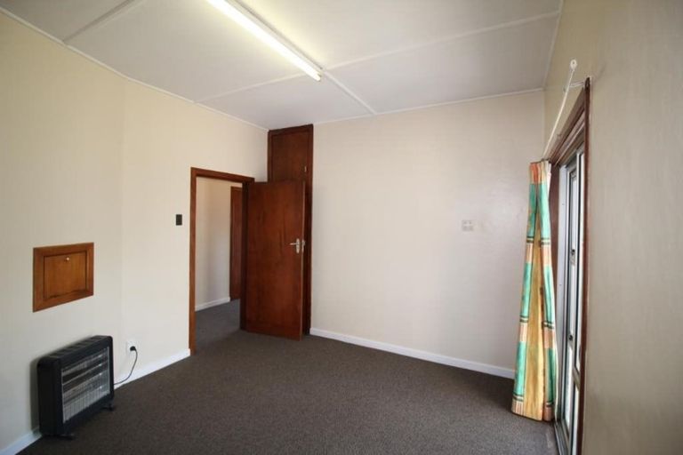 Photo of property in 16 York Street, Strathern, Invercargill, 9812