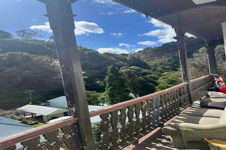 Photo of property in 1 Holloway Road, Aro Valley, Wellington, 6021