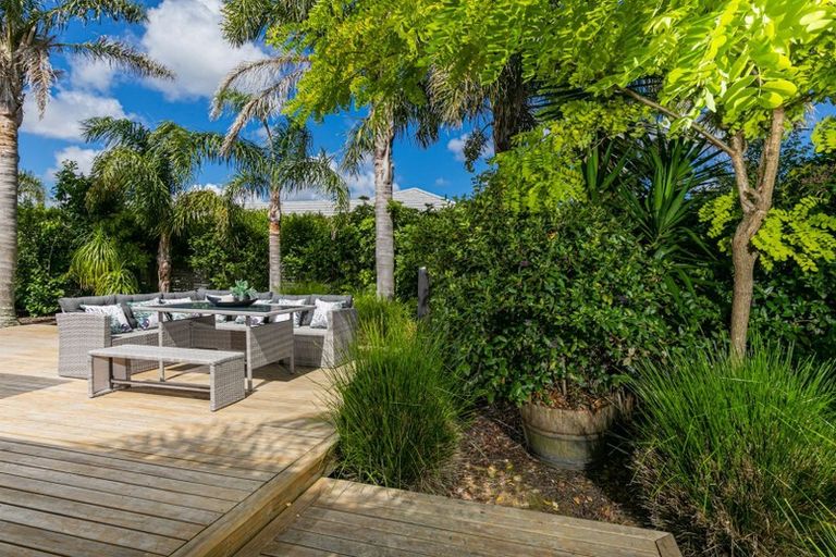 Photo of property in 6 Orchard Lane, Huapai, Kumeu, 0810