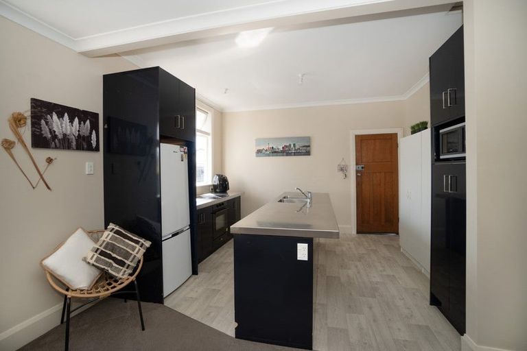 Photo of property in 21 Burns Avenue, Takaro, Palmerston North, 4412