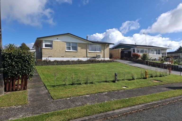 Photo of property in 12 Northfield Place, Tokoroa, 3420