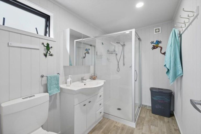 Photo of property in 28 Spencer Avenue, Maketu, Te Puke, 3189