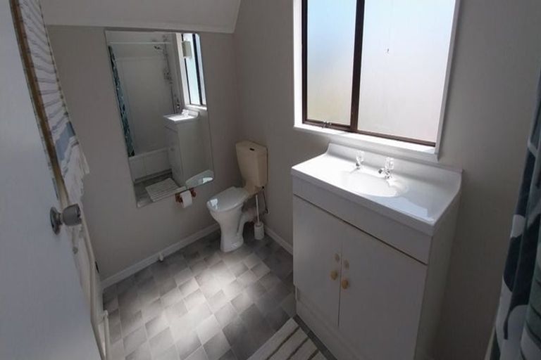 Photo of property in 64 Wakefield Street, Alicetown, Lower Hutt, 5010