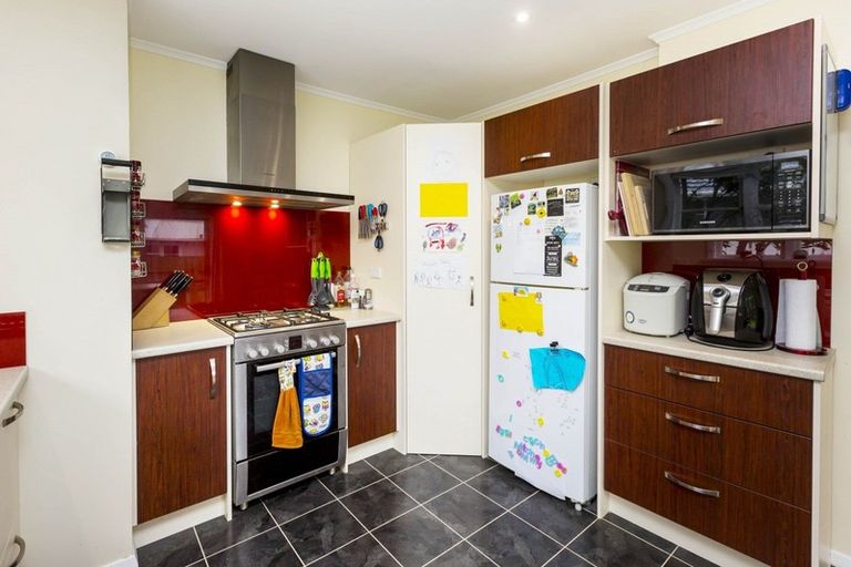 Photo of property in 44 Seddon Street, Wallaceville, Upper Hutt, 5018