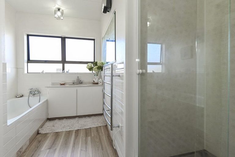 Photo of property in 213 Taradale Road, Pirimai, Napier, 4112