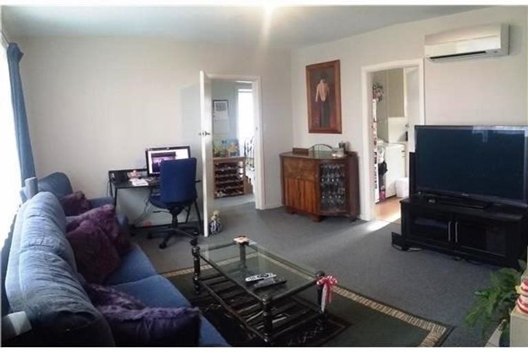 Photo of property in 2/84 Clare Road, St Albans, Christchurch, 8014