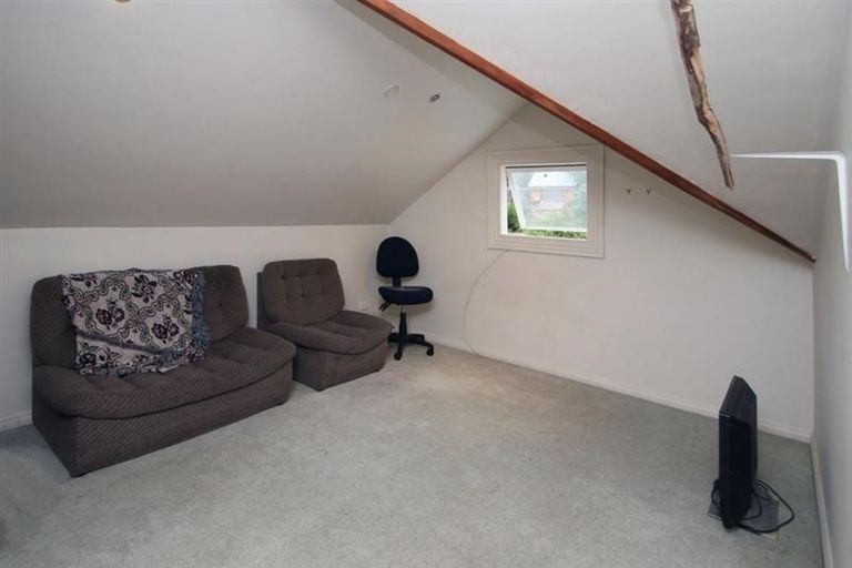 Photo of property in 14 Faraday Street, Hospital Hill, Napier, 4110