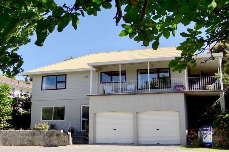 Photo of property in 43 Cheviot Street, Roxburgh, 9500