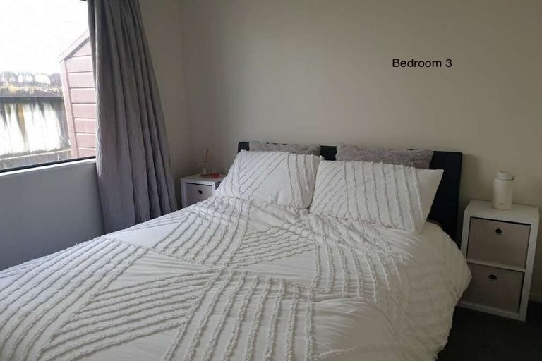 Photo of property in 50 Porutu Street, Fairfield, Lower Hutt, 5011