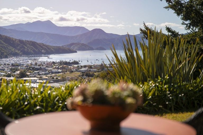 Photo of property in 51 Boons Valley Road, Waikawa, Picton, 7220