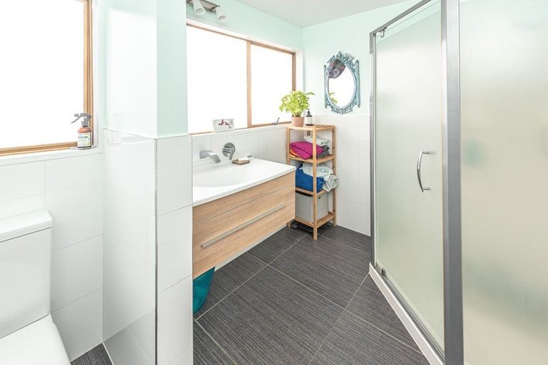 Photo of property in 76 Putiki Drive, Putiki, Whanganui, 4500