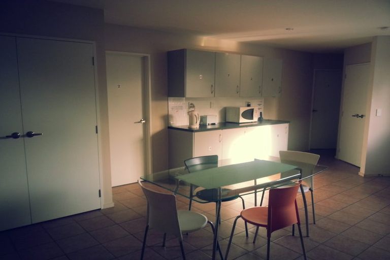 Photo of property in 3a Paeroa Street, Riccarton, Christchurch, 8041