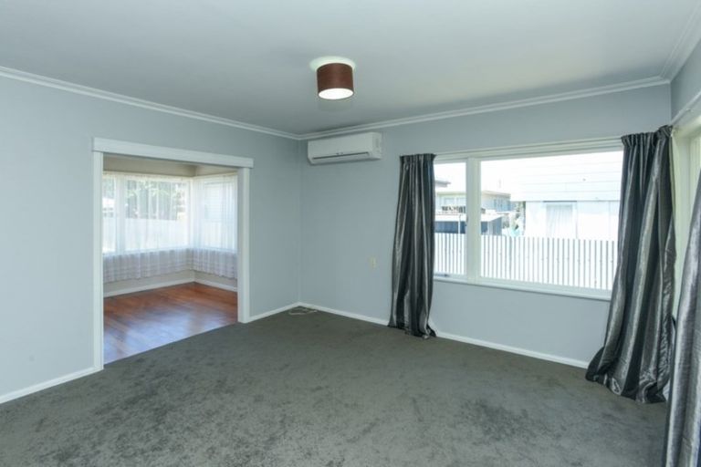 Photo of property in 74 Coverdale Street, Onekawa, Napier, 4110