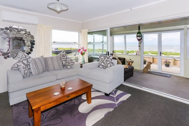 Photo of property in 875 East Coast Road, Kaiaua, Pokeno, 2473