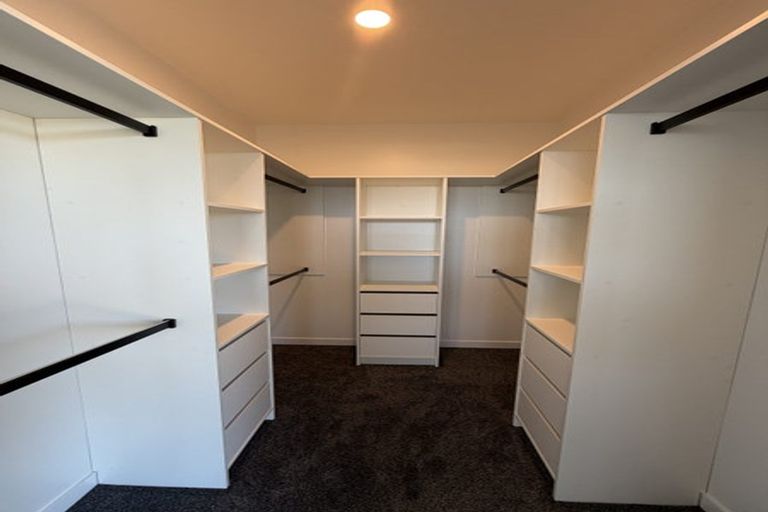 Photo of property in 18 Mataitai Road, Hobsonville, 0618