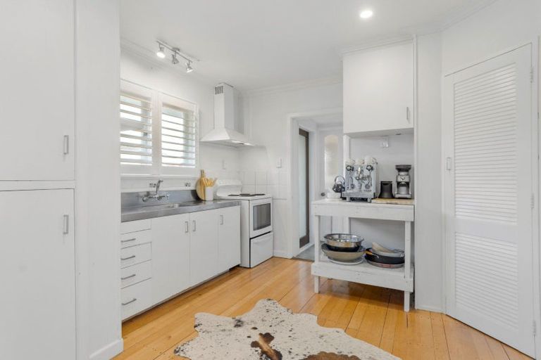 Photo of property in 19a Pemberton Crescent, Greerton, Tauranga, 3112