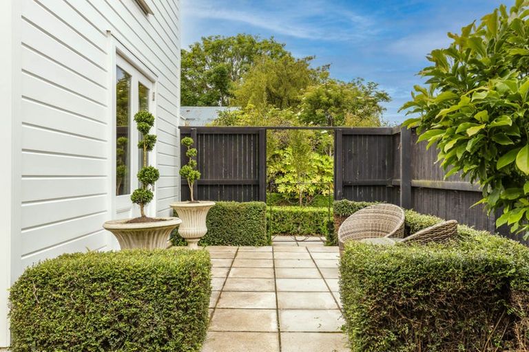 Photo of property in 22 Cheltenham Street, Merivale, Christchurch, 8014