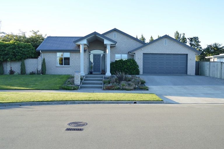 Photo of property in 59 Huntingdon Drive, Rangiora, 7400