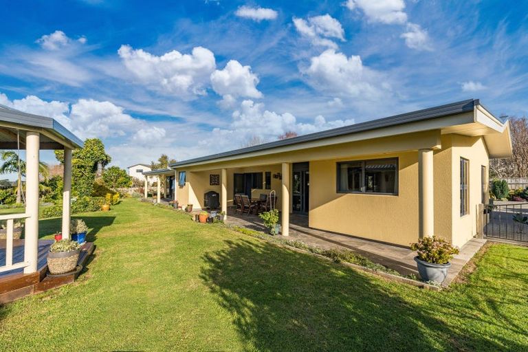 Photo of property in 216 Tanners Point Road, Tanners Point, Katikati, 3177