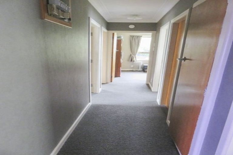 Photo of property in 220 Conyers Street, Strathern, Invercargill, 9812