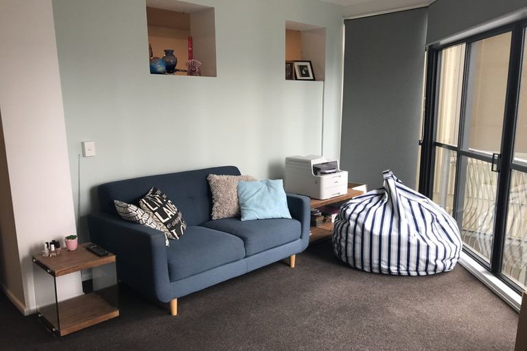 Photo of property in The Wellingtonian, 5d/120 The Terrace, Wellington Central, Wellington, 6011