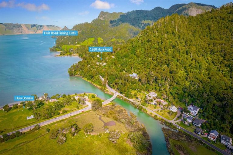 Photo of property in 1260 Huia Road, Huia, Auckland, 0604