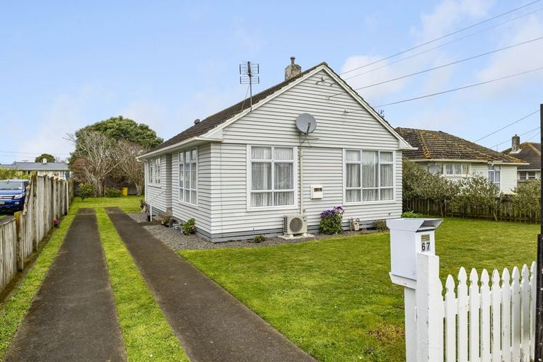 Photo of property in 67 Fairfield Road, Hawera, 4610