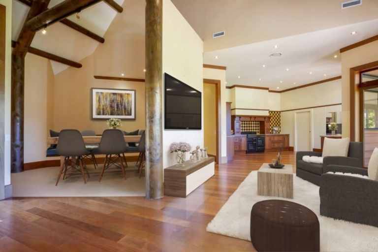 Photo of property in 132 Milne Drive, Paraparaumu, 5032