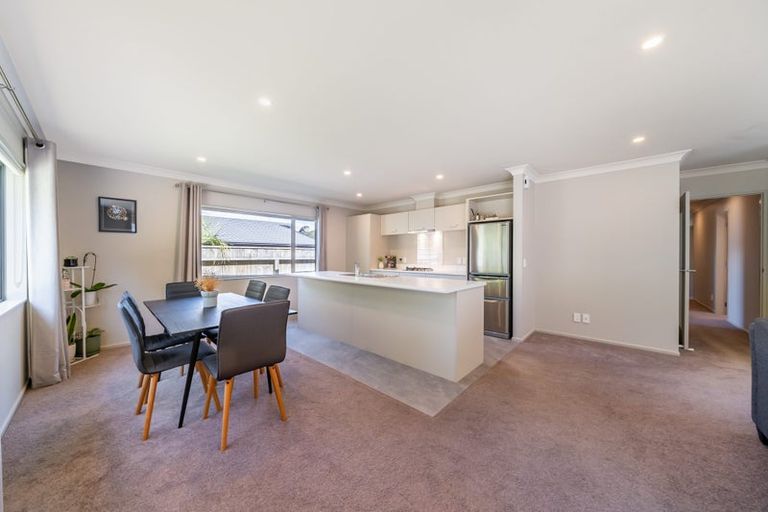 Photo of property in 36 Moonsail Drive, Whitby, Porirua, 5024