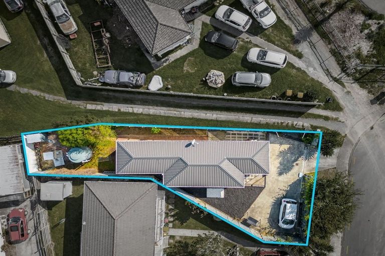 Photo of property in 30b Doone Place, Massey, Auckland, 0614