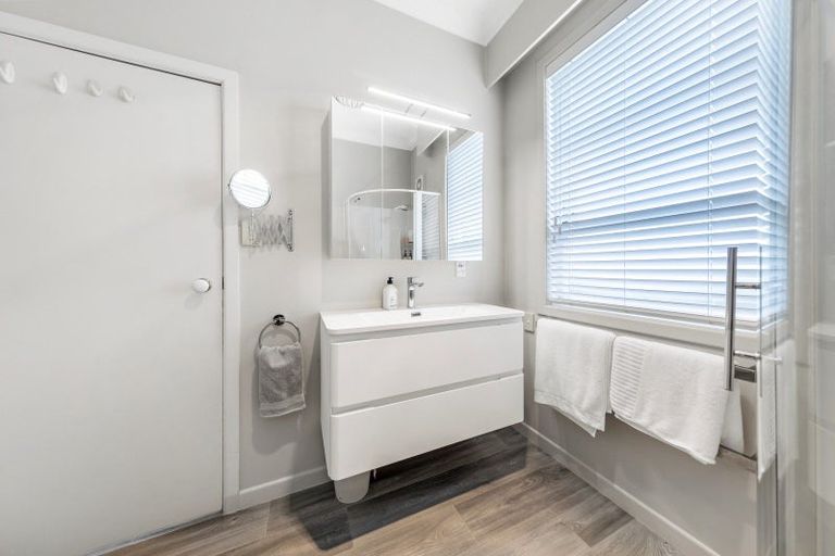 Photo of property in 9 Glamis Avenue, Manly, Whangaparaoa, 0930