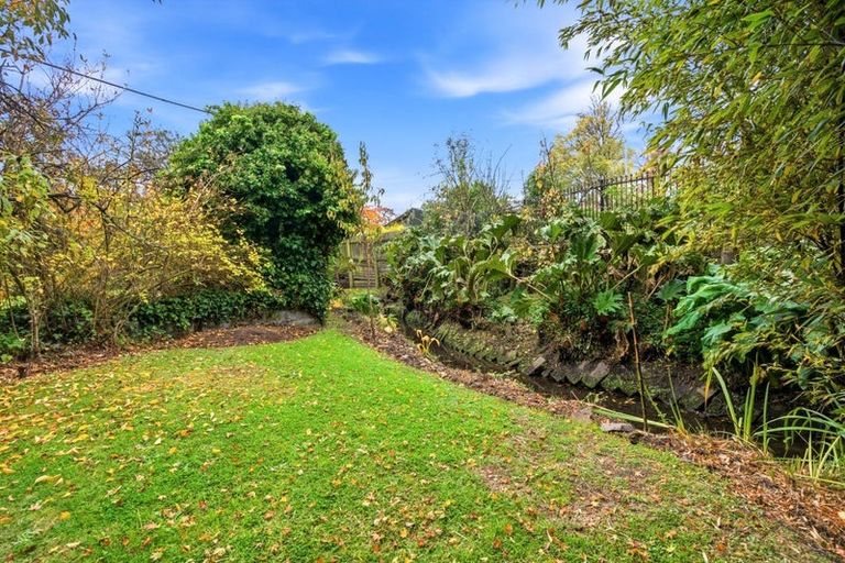 Photo of property in 28a Halswell Junction Road, Halswell, Christchurch, 8025