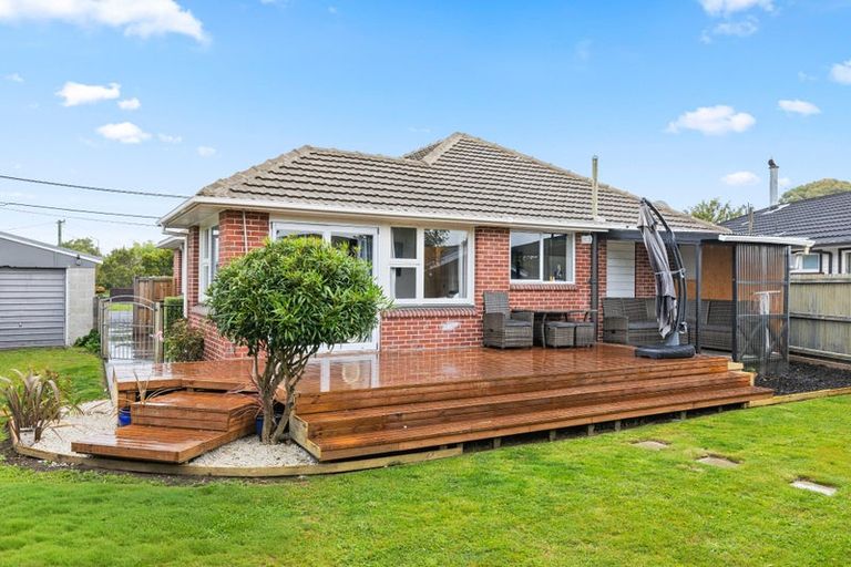 Photo of property in 12 Newport Street, Avondale, Christchurch, 8061