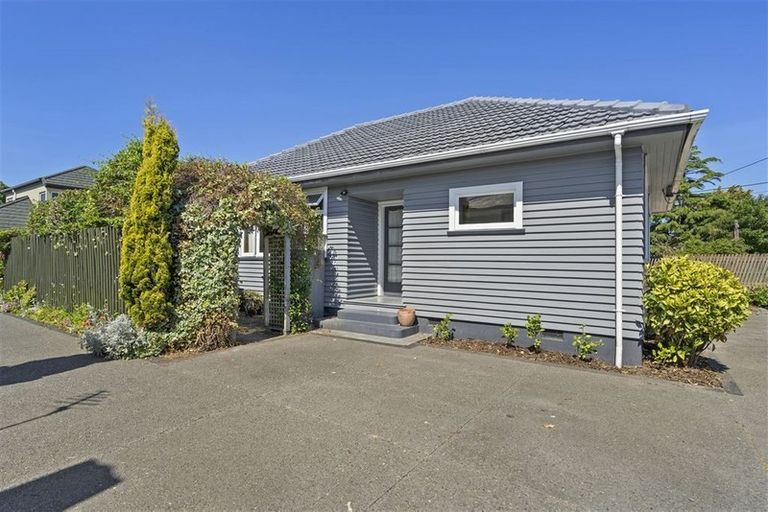 Photo of property in 36 Vagues Road, Northcote, Christchurch, 8052