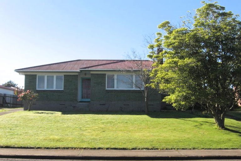 Photo of property in 51 Cargill Street, Papakura, 2110