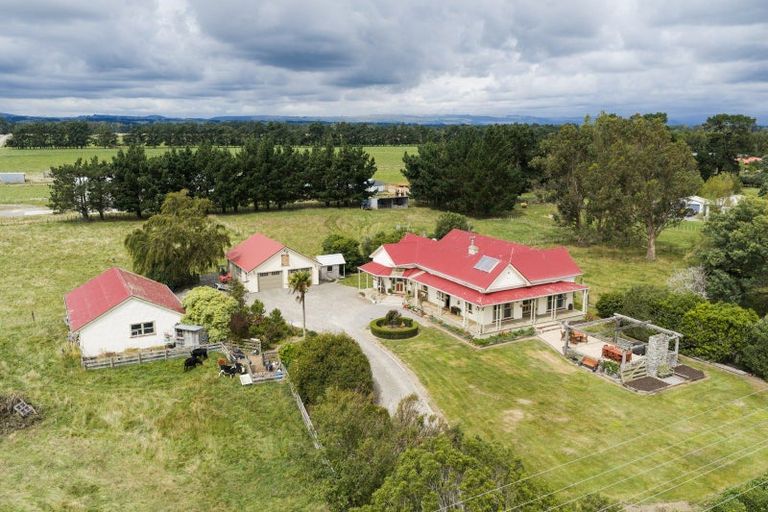 Photo of property in 808 Kimbolton Road, Feilding, 4777