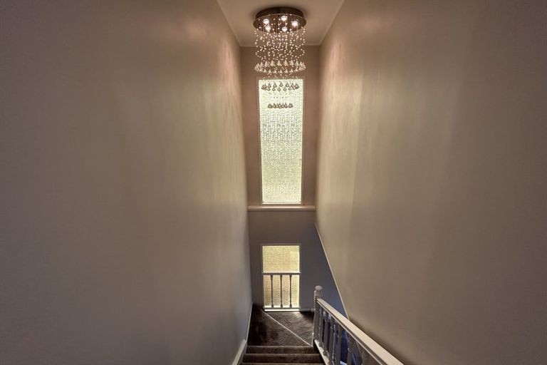 Photo of property in 38 Meadowvale Avenue, Forrest Hill, Auckland, 0620