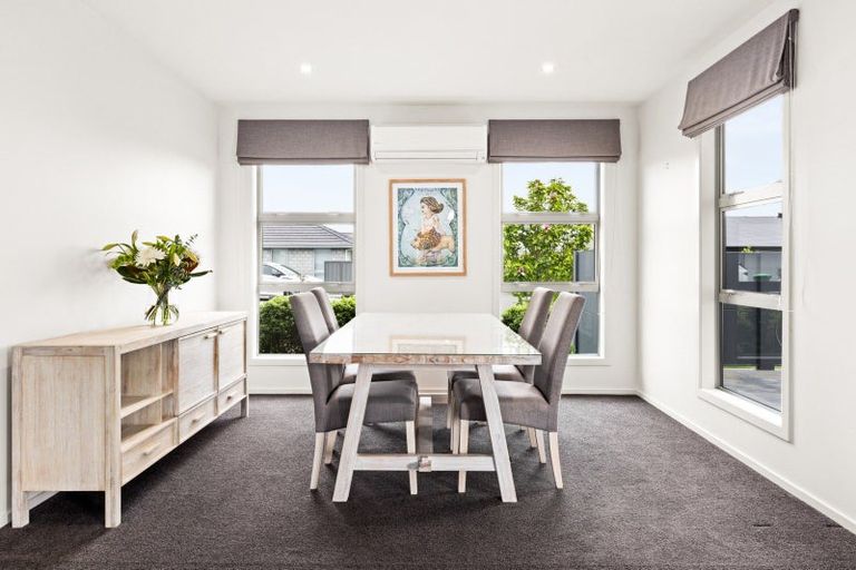 Photo of property in 11 Percy Berry Place, Havelock North, 4130